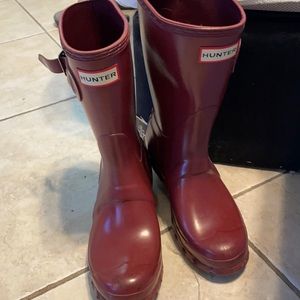 hunter rain boots mid length